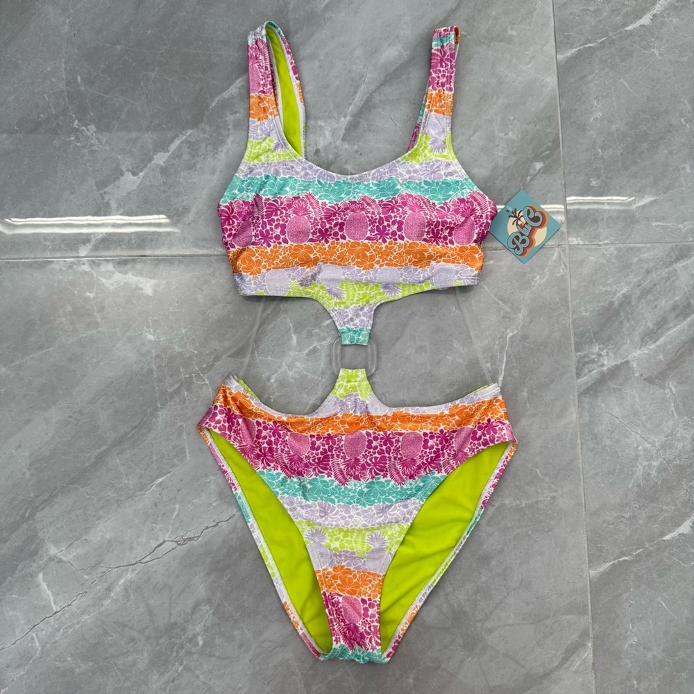 Women’s Blu C One Piece Cut Out Bikini Swimsuit Pineapple Floral Size Medium